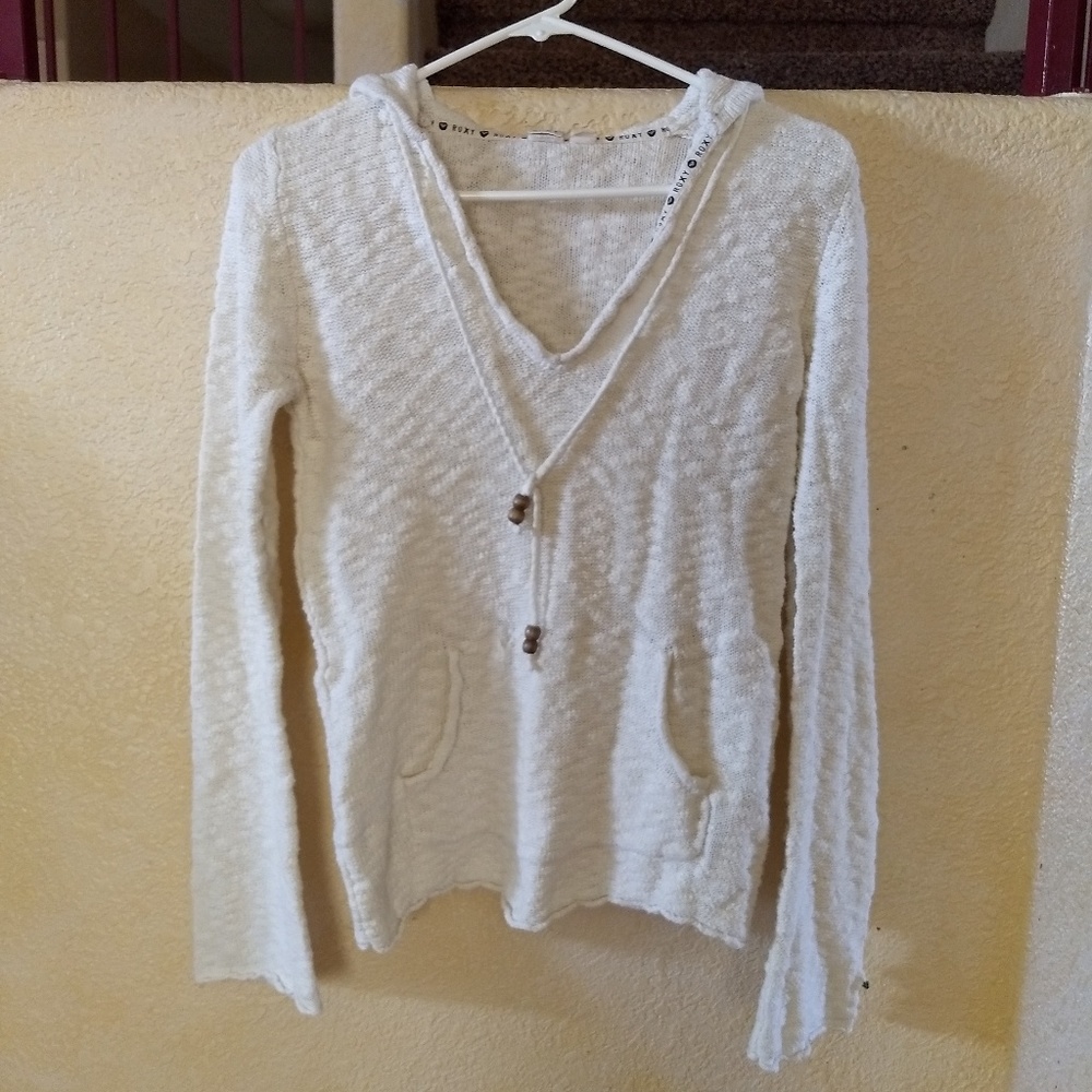 Ladies pullover hooded sweater